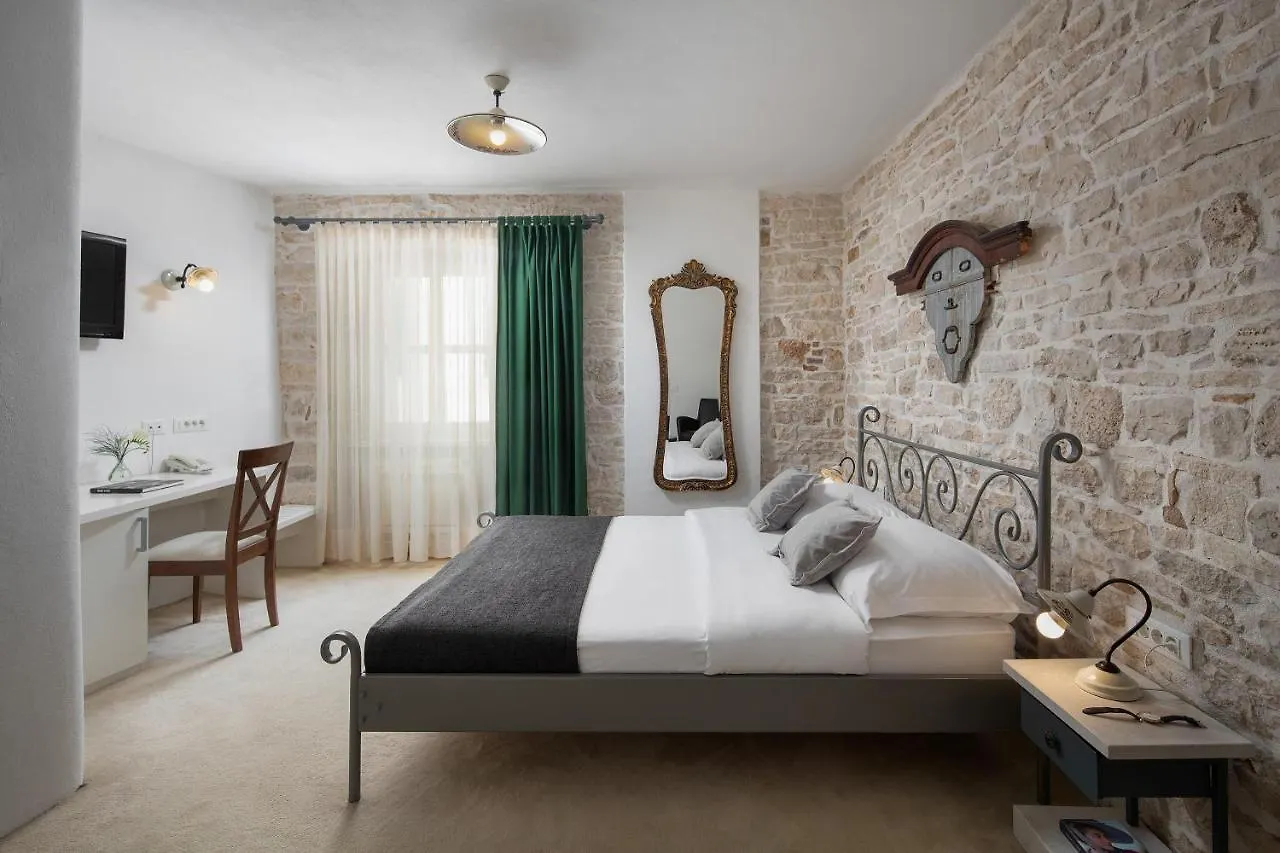 ****  Hotel La Grisa Bale Hırvatistan